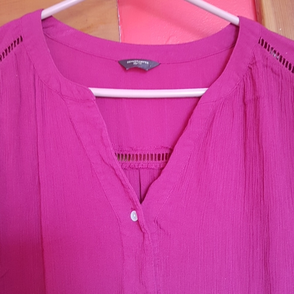 Denver Hayes | Blouse - Picture 2 of 3